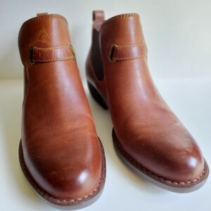 Elegant Tan Leather Women's Ankle Boots